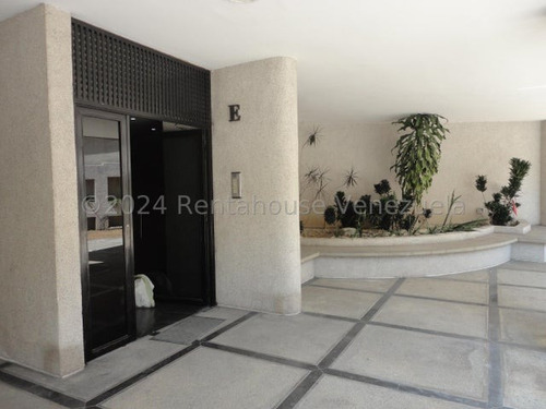 Rah Chacao Vende Apartamento Urb Miranda 24-16363