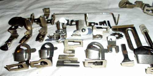 Imagen 2 de 6 de 1 Un Antiguo Accesorio Greist U.s.a. Maquina Coser Industria