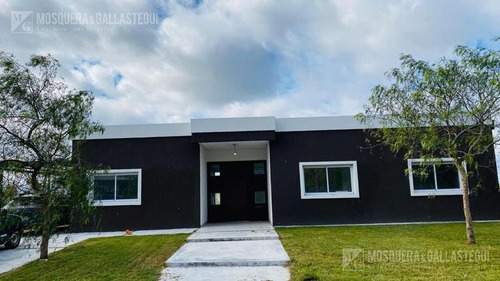 Imagen 1 de 16 de Casa - San Matias
