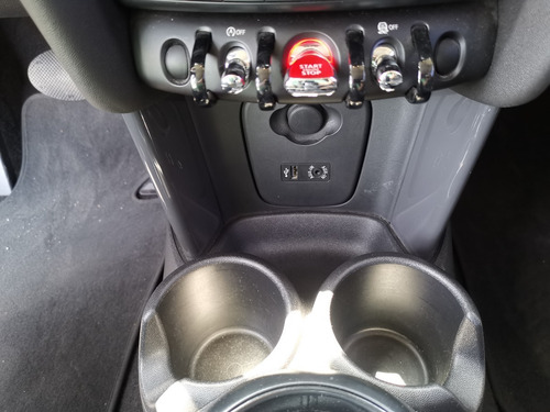 Imagen 4 de 15 de Marca: Mini / Modelo: Hatch