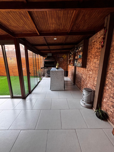 Casa En Condominio De Las Vizcachas, Seguridad Exclusiva!