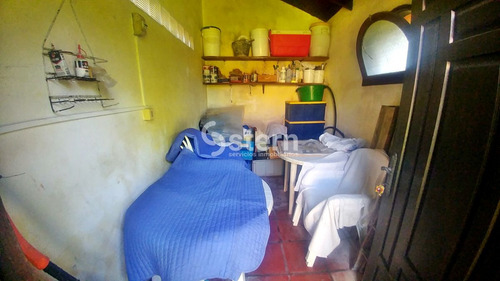 Imagen 27 de 28 de Hermosa Casa En Zona Residencial Cerca De Colegios. 3 Dormitorios. 2 Baños.