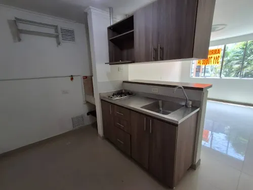 Apartaestudio En Arriendo Los Colores
