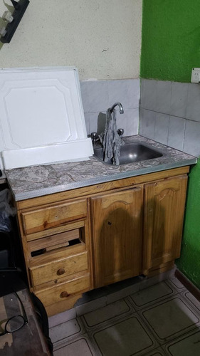 Depto T/casa 2 Amb C/patio Al Fte (hoy Como Local Comercial)