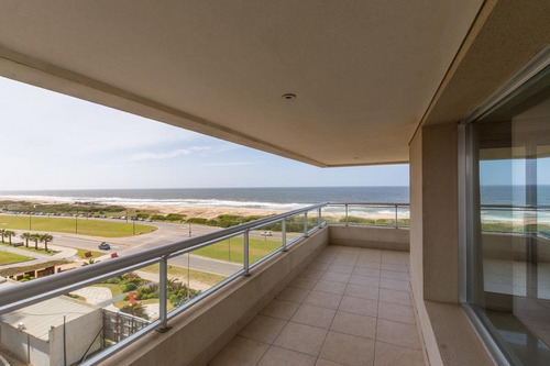 Apartamento En Torre De Lujo, Punta Del Este Uruguay