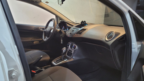 Ford Fiesta New Fiesta SE 1.6 16V PowerShift