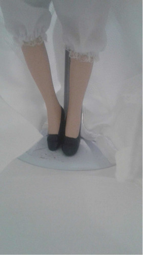 Imagen 6 de 9 de Muñeca De Porcelana 45cm