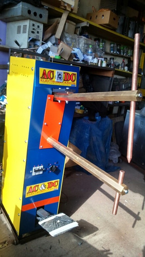 Imagen 1 de 7 de Soldadoras Por Punto Pedestal 15 Kva Ac Dc Electromecanicos