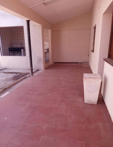 Casa En Venta En San Miguel De Tucumán