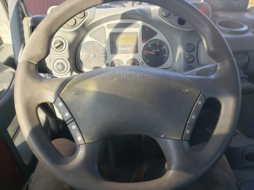 Camion Iveco Trakker 8x4 Con Hidrogrua Pm 35026. 35 Tm.