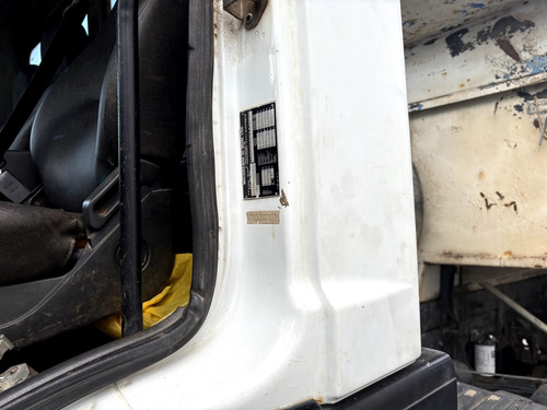 Mb Atego 1718 2012 Caçamba 4m³ 17190 1719 17250 1317 1519