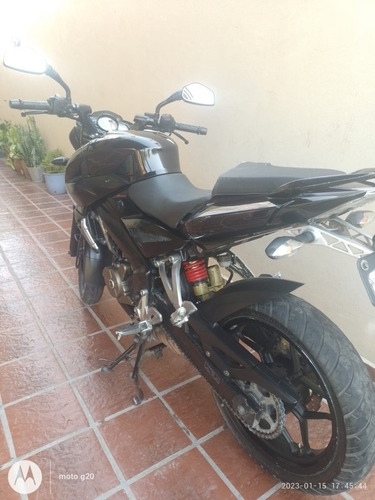 Imagen 3 de 6 de Bajaj Rouser Ns 200