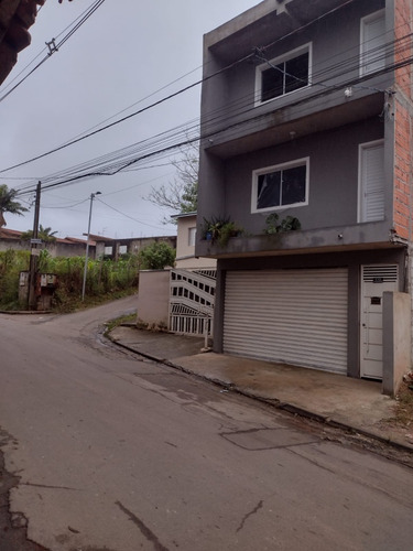 Casa Com Salão