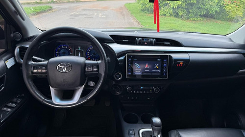 Toyota Hilux 2.8 Tdi Srx Cab. Dupla 4x4 Aut. 4p