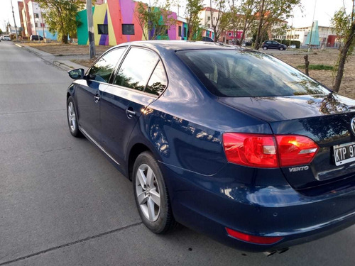 Volkswagen Vento 2.5 Luxury 170cv 2011