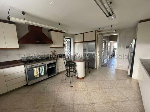 Imagen 5 de 16 de Casa En Venta En Los Pomelos Gi
