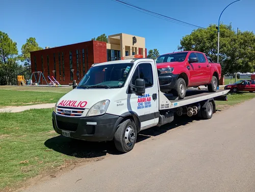 Chasis Iveco Daily 70c16 Camilla De Auxilio Sukuba 6.3mt
