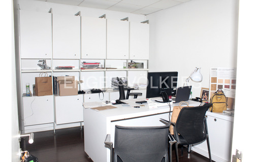 Local Comercial Ubicado En Av. Libertad