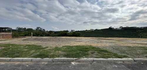 Lote Medianero En Via Altagracia/pereira (279060668).