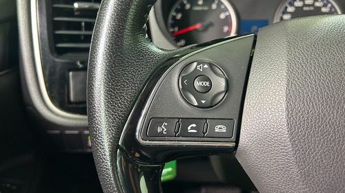 Mitsubishi Outlander GLX 4x2 AT