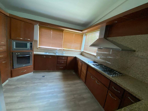 Imagen 14 de 16 de Casa En Venta En Guataparo Country Club C130579 Liseth Varela Tlf-04144183728