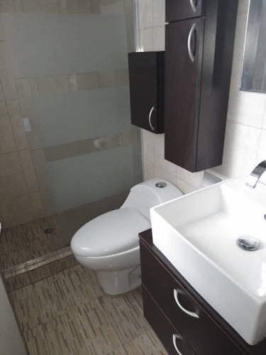 Vendo Apartamento De 3 Habitaciones Piso Bajo Ggcd