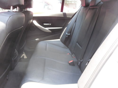 BMW Serie 3 2.0 320ia At