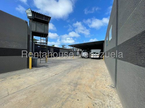 Venta De Galpon Ubicado En La Puerta Maraven