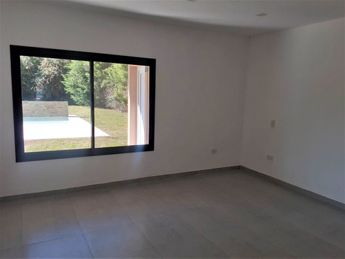 Imagen 22 de 30 de Venta Casa Quinta Lujan Del Sol Impecable Permuta