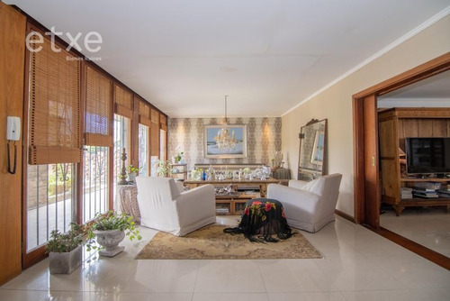 Casa En Venta De 4 Dormitorios En Carrasco