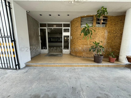 Edificio Comercial En Venta Los Caobos Jose Carrillo Bm Mls #25-20739