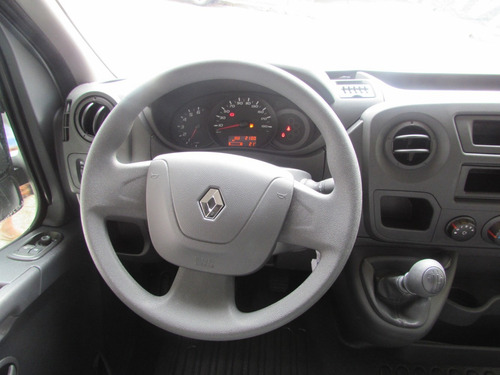Imagem 13 de 14 de Renault Master Executiva 16 Lugares