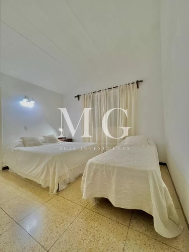 Alquiler Anual Casa 3 Dorm, Zona Pedragosa Sierra, Cochera, Barbacoa