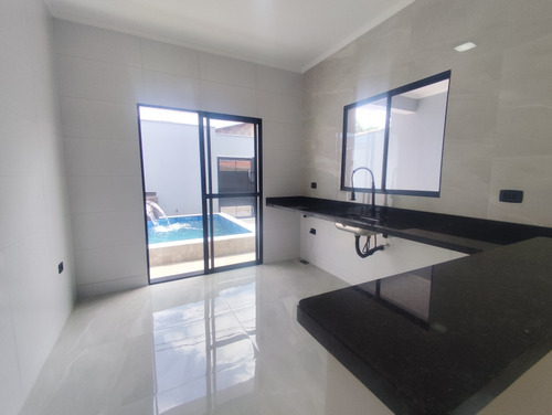 Casa Para Venda Em Mongaguá