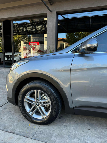 Hyundai Santa Fe 2.4 Premium 7as 6at 4wd