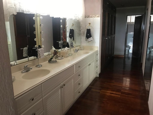 Imagen 11 de 30 de Casa En Venta Mas Apartamento En Condominio Montebello Km 10 Carretera A El Salvador