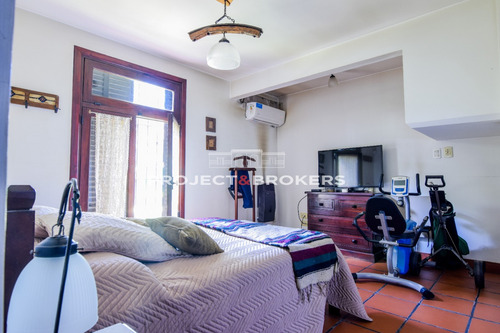 Encantadora Casa Rústica En Ituzaingo Norte