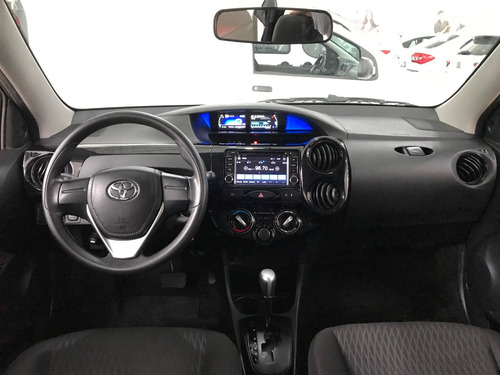 Toyota Etios 1.5 X Sedan Automatico