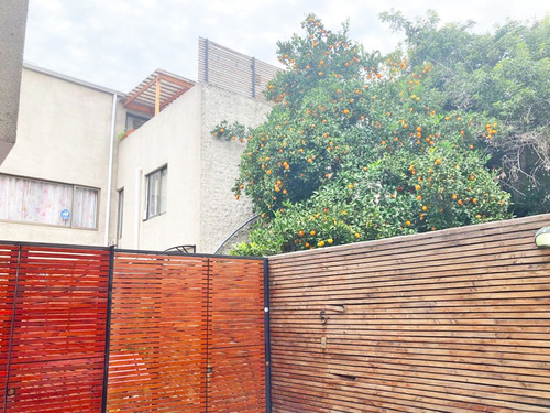 Casa En Condominio De 3 Dormitorios