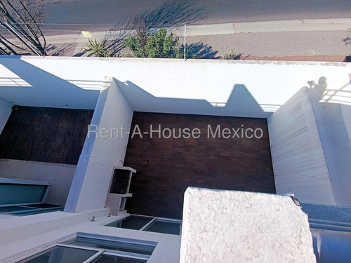 El Refugio Casa De 3 Recamaras En Venta Rah1531