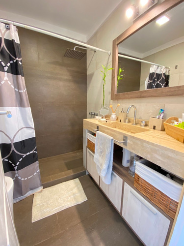 Venta Departamento 2 Ambientes Bernal Centro Con Cochera