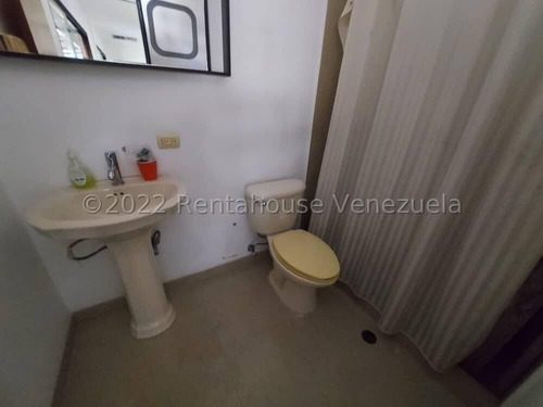 Imagen 5 de 18 de Galpón En Alquiler Los Chaguaramos 22-26871 María José Diaz +58 424-1747490