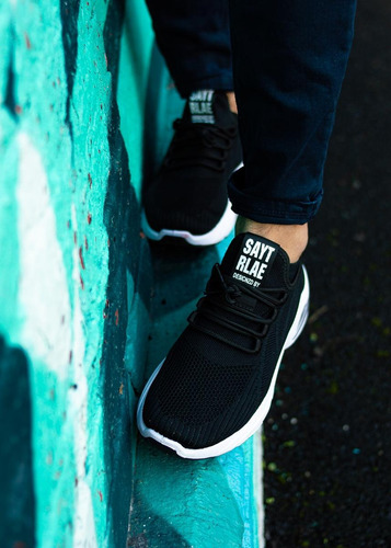 Zapatillas Black Men Keep Pushing