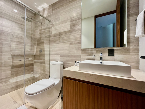 Renta Departamento En Polanco, Esquina Masaryk