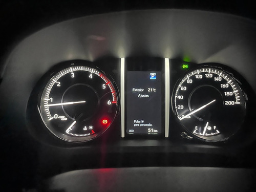 Imagen 6 de 15 de Toyota Sw4 Diamond Ii 2.8 Tdi 6 At 7a 2022