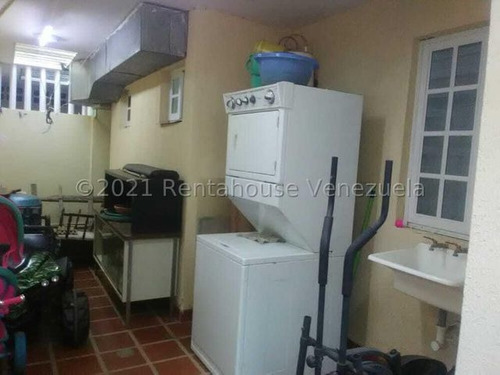 Casa En Lago Country 1 En Oferta Semi Amoblada