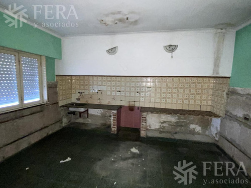 Imagen 5 de 10 de Venta De Ph De 3 Ambientes Con Terraza En Bernal Oeste