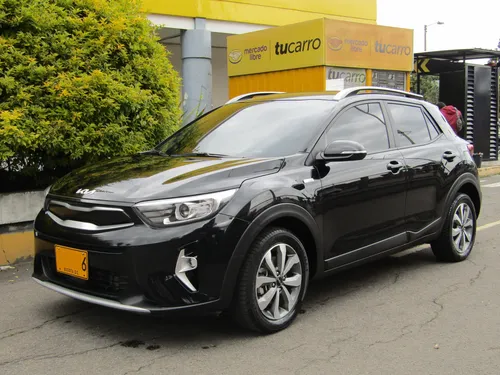 Kia Stonic 1.0 Zenith Hybrid MT
