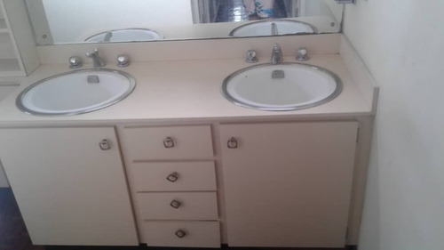 Imagen 5 de 6 de La Florida Amplia Habitación Con Baño Privado