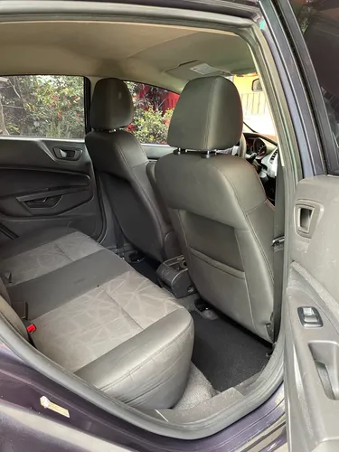 Ford Fiesta 1.6 Hatchback Mecánica